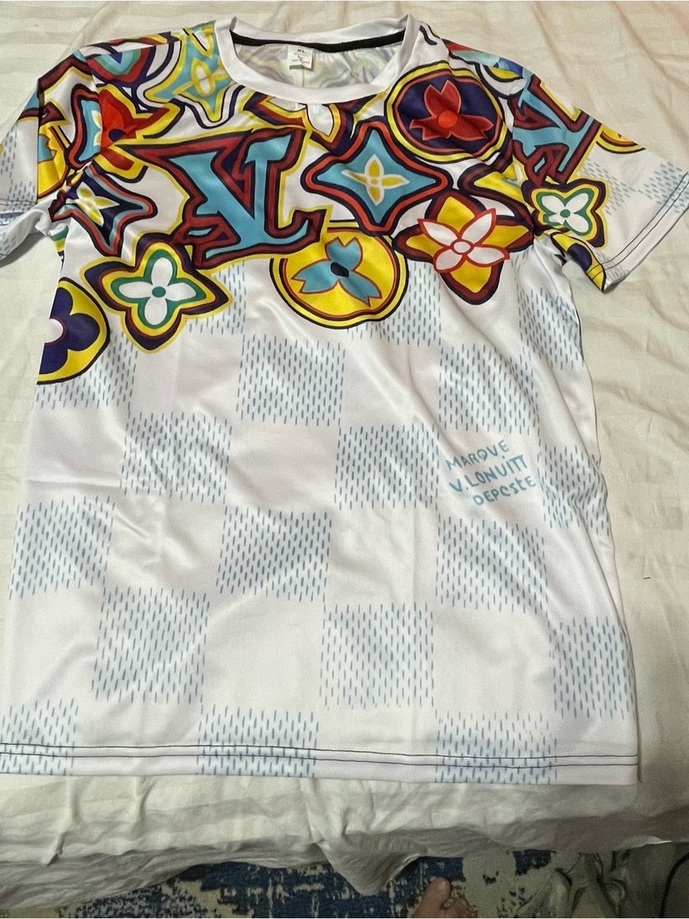 a Multicolor Monogram Print Short Sleeve Tee - White Base 
#25-05